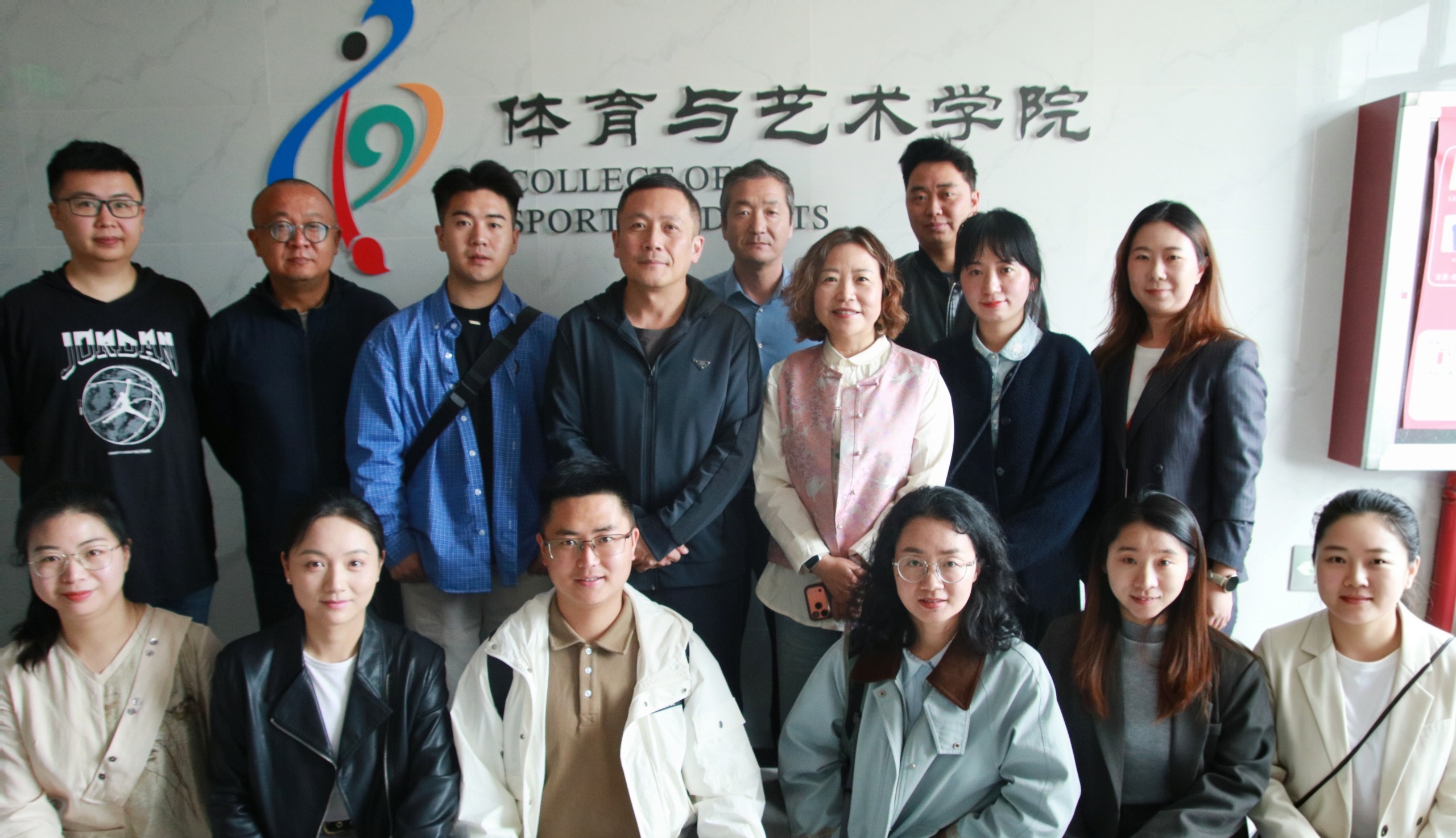 以乐会友·艺启青春 ——著名音乐人张超及团队走进BB贝博艾弗森官方网站 共话音乐育人与本土传承